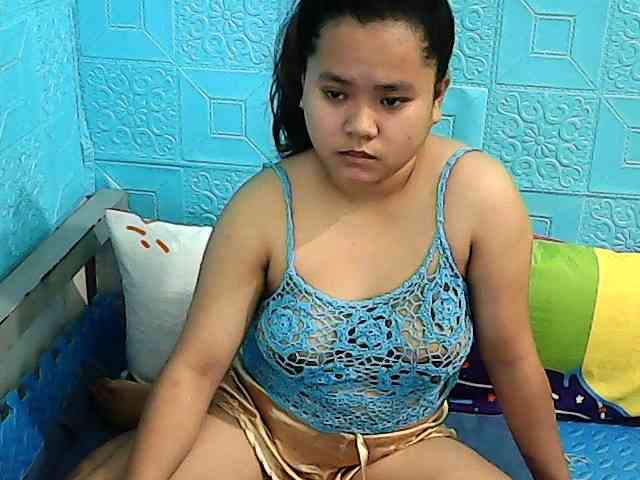 ShailaJeen webcam