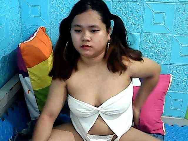 ShailaJeen webcam