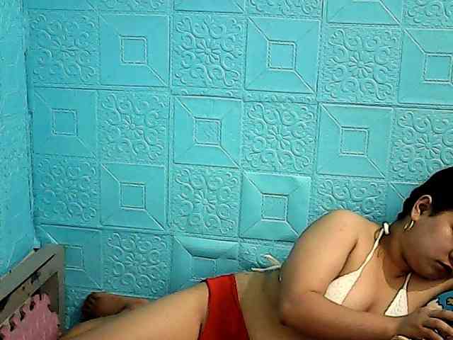 ShailaJeen webcam