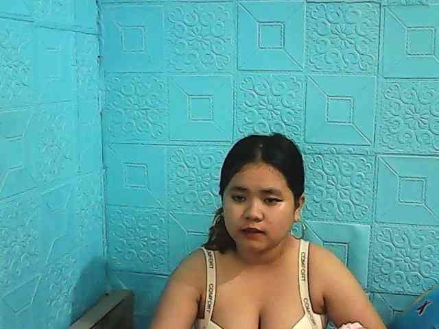 ShailaJeen webcam