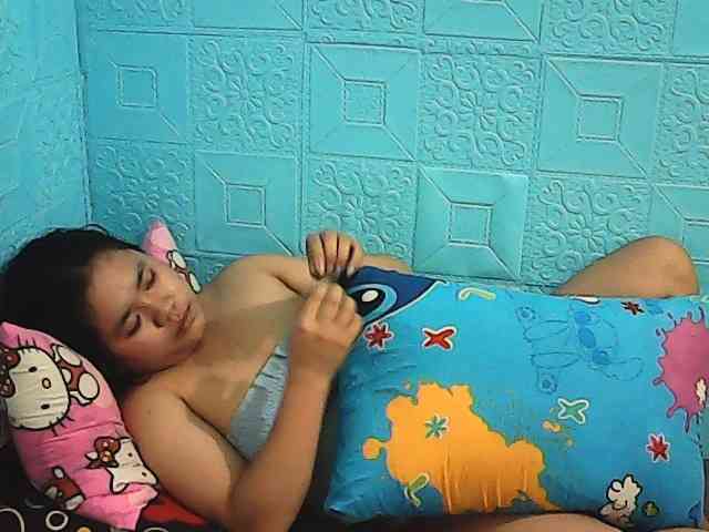 ShailaJeen webcam