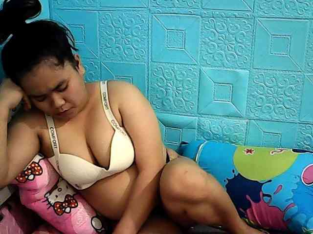ShailaJeen webcam