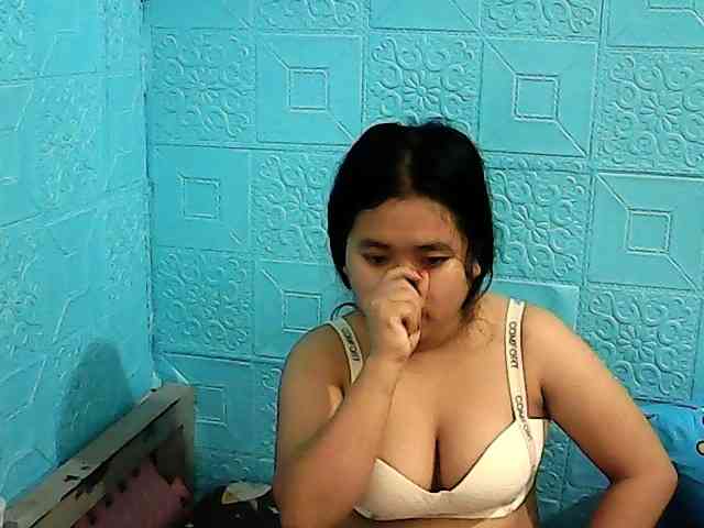 ShailaJeen webcam