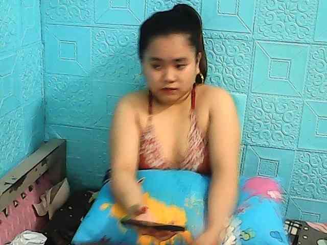 ShailaJeen webcam
