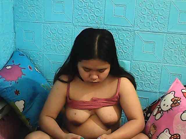 ShailaJeen webcam