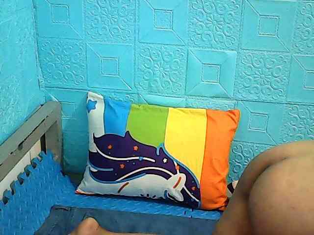 ShailaJeen webcam