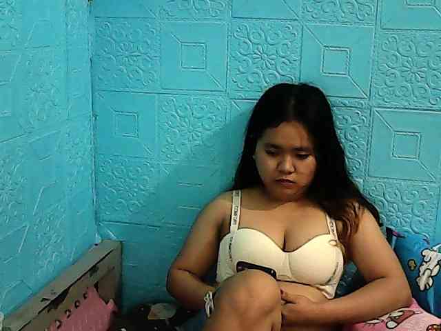 ShailaJeen webcam