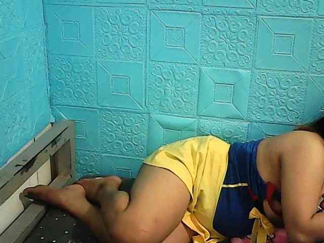 ShailaJeen webcam
