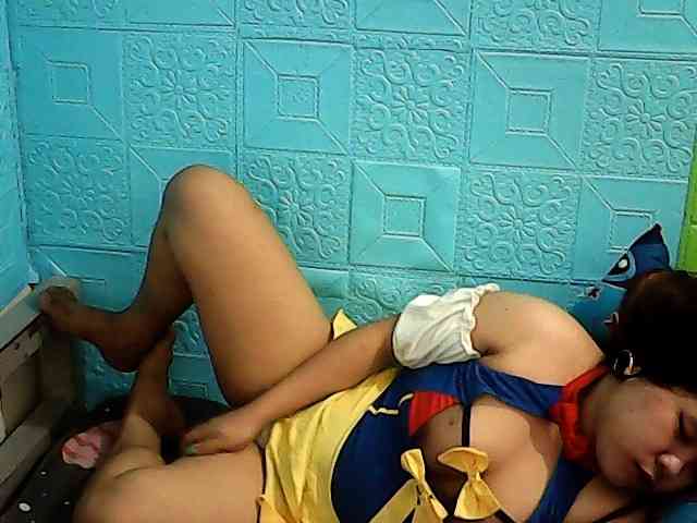 ShailaJeen webcam