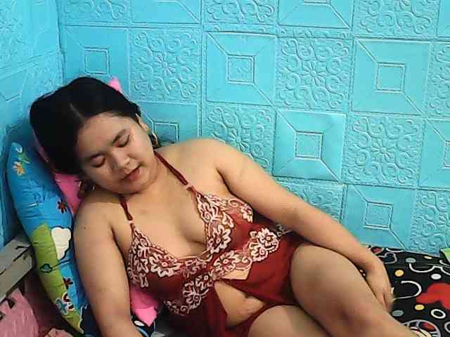 ShailaJeen webcam