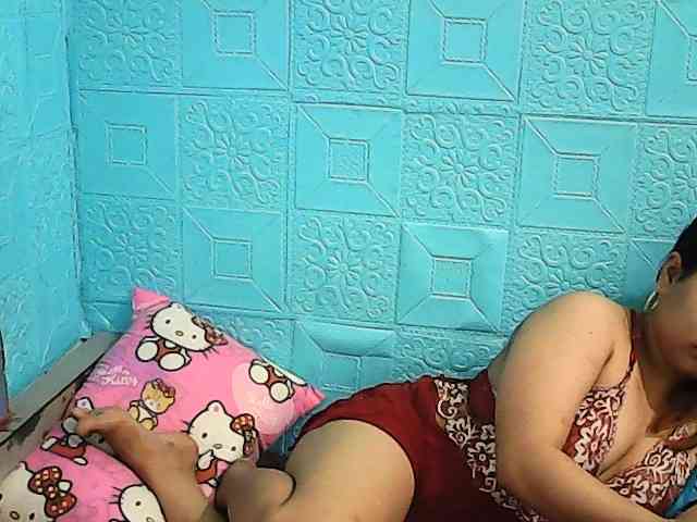 ShailaJeen webcam
