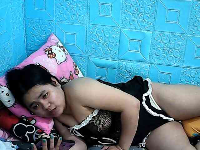 ShailaJeen webcam