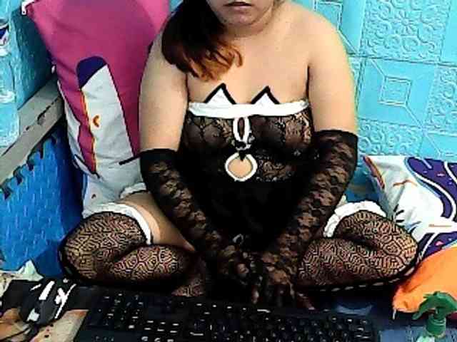 ShailaJeen webcam
