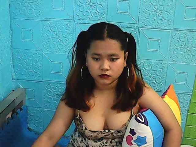 ShailaJeen webcam