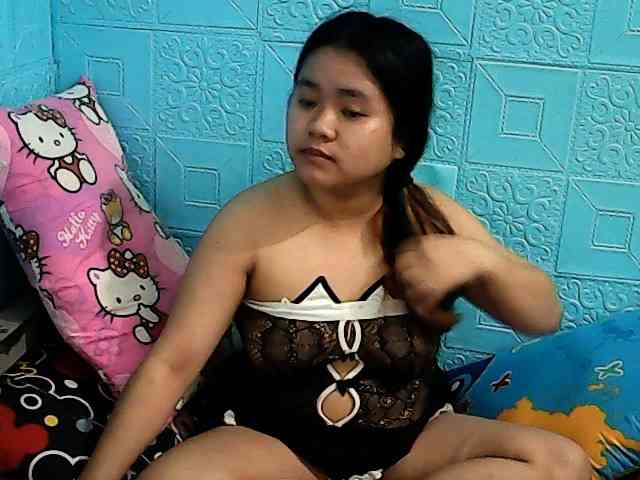 ShailaJeen webcam
