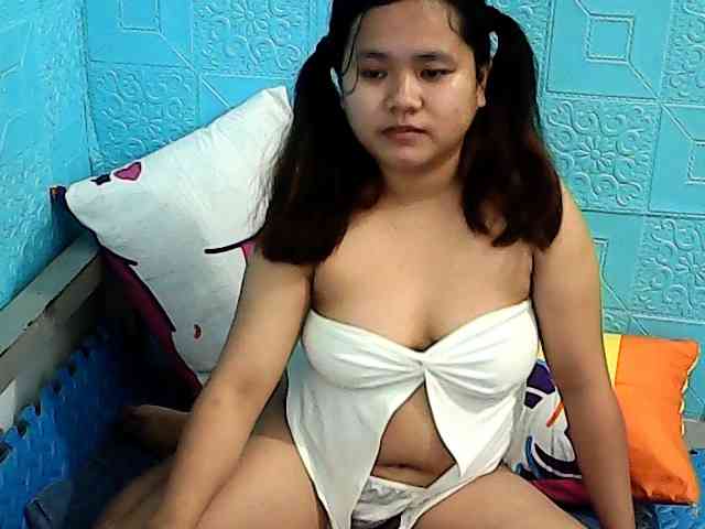 ShailaJeen webcam