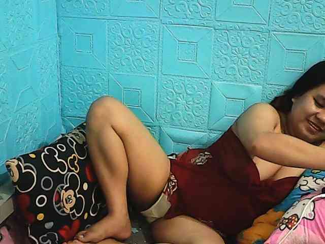 ShailaJeen webcam