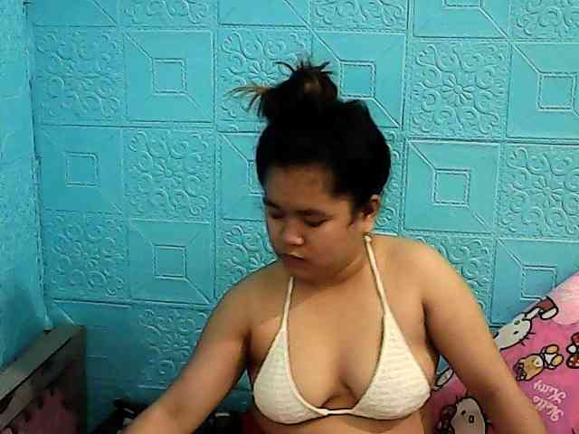 ShailaJeen webcam