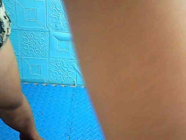 ShailaJeen webcam