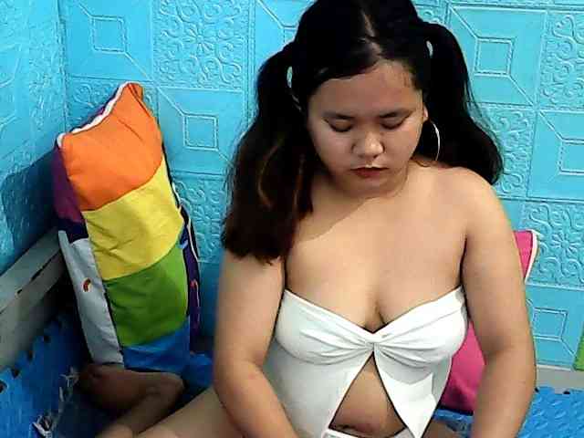 ShailaJeen webcam
