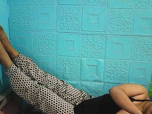 ShailaJeen webcam
