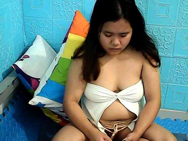 ShailaJeen webcam