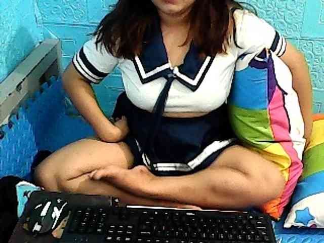 ShailaJeen webcam