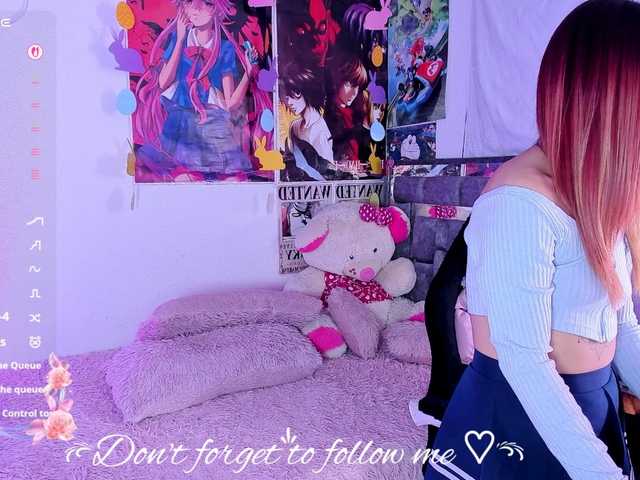 Sweetred11's BongaCams show and profile