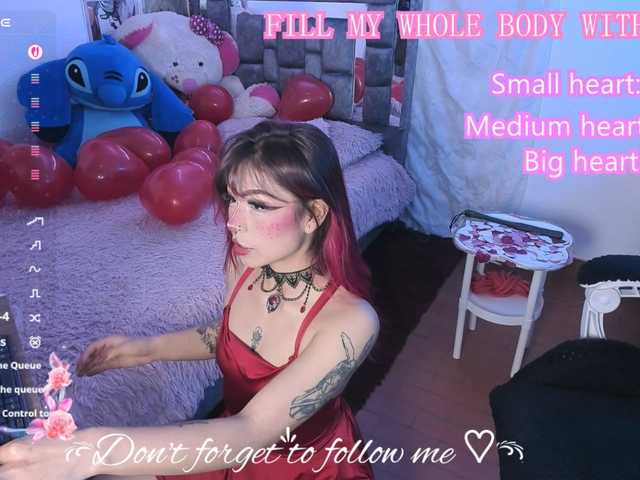 Sweetred11's BongaCams show and profile