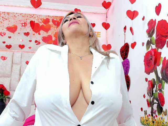 Celeste-Linco's BongaCams show and profile