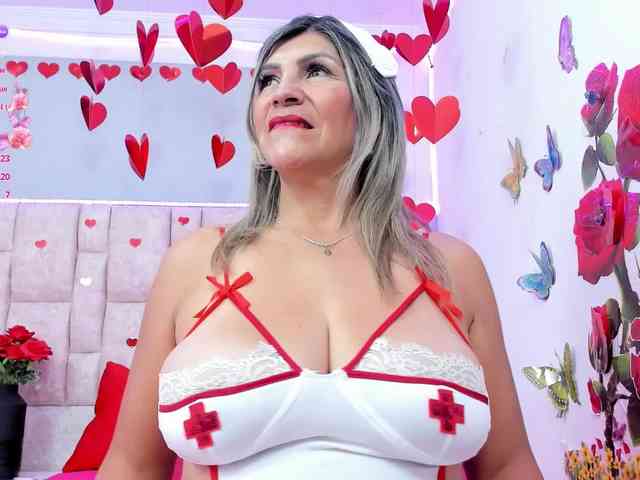 nude amateur online Celeste-Linco