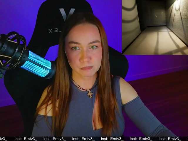 Emili1-'s BongaCams show and profile