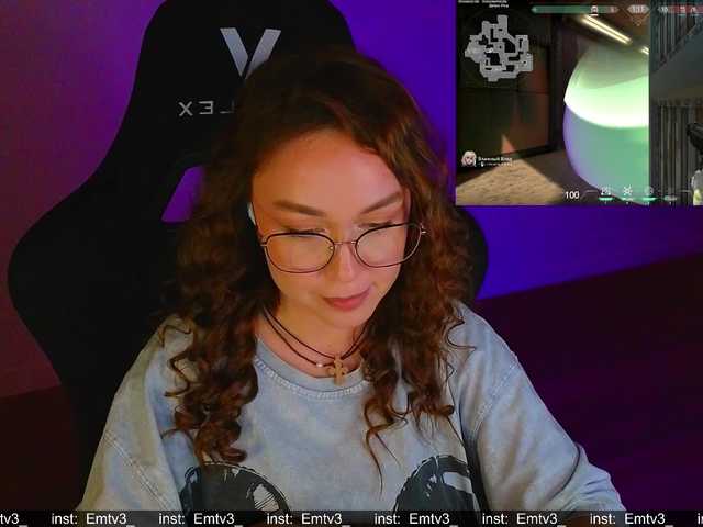 Emili1-'s BongaCams show and profile