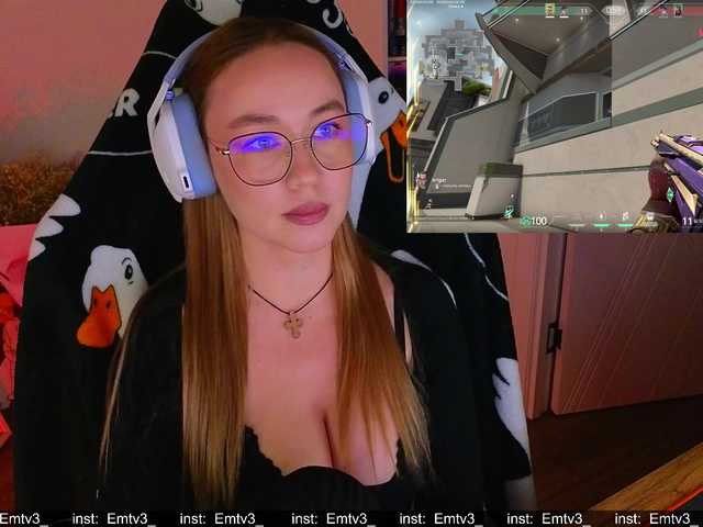 Emili1-'s BongaCams show and profile