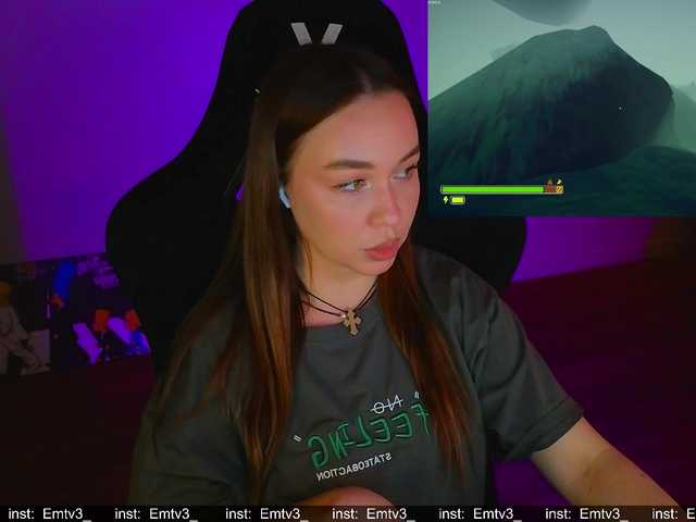 Emili1-'s BongaCams show and profile