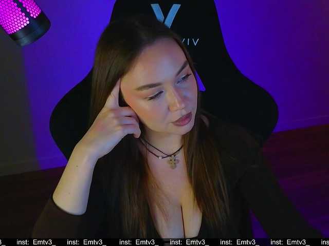 Emili1-'s BongaCams show and profile