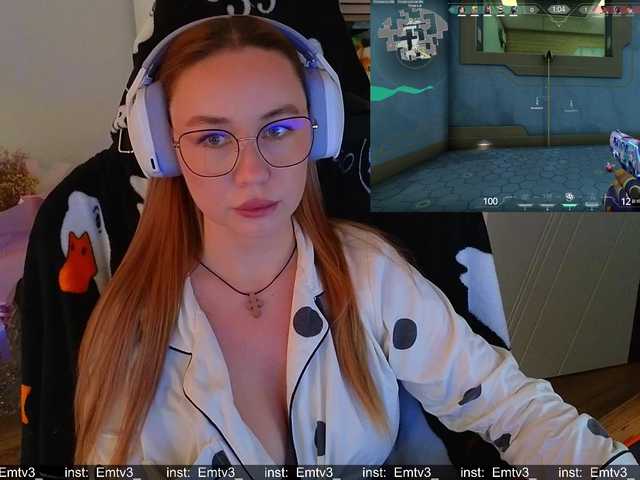 Emili1-'s BongaCams show and profile