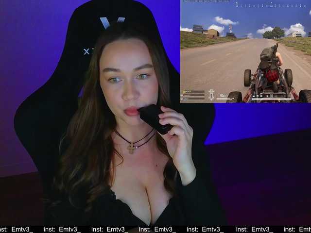 Emili1-'s BongaCams show and profile