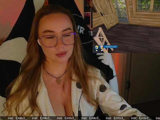 Emili1-'s BongaCams show and profile