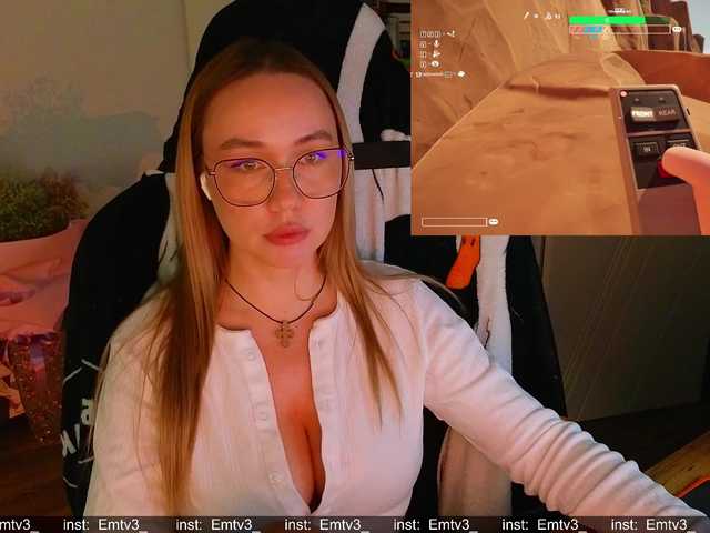 Emili1-'s BongaCams show and profile