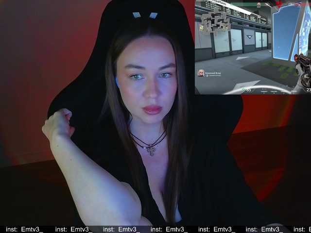 Emili1-'s BongaCams show and profile