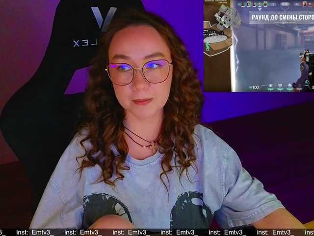 Emili1-'s BongaCams show and profile