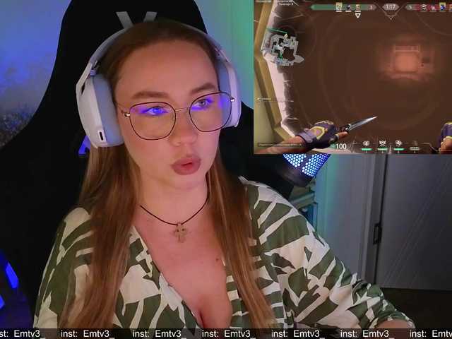 Emili1-'s BongaCams show and profile