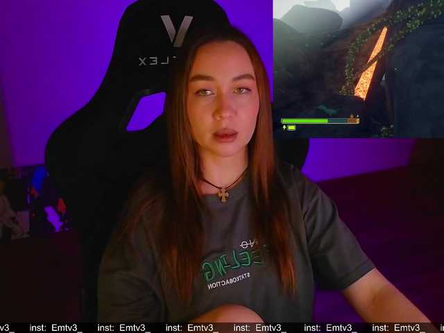 Emili1-'s BongaCams show and profile