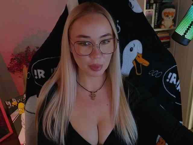 online porn webcam Emili1-
