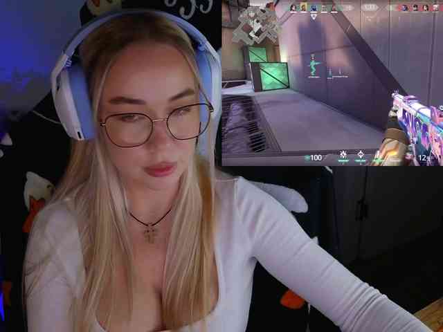 stream live sex Emili1-