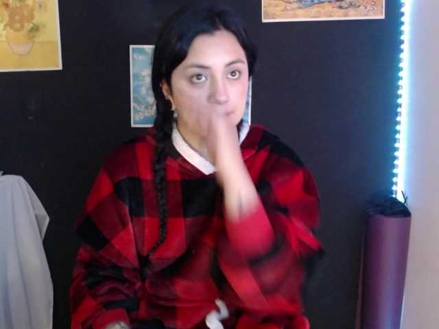 AbsentaVert's BongaCams show and profile