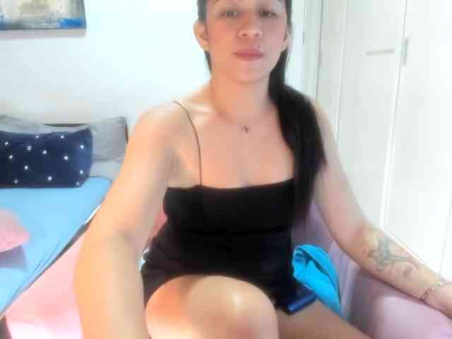 sexyloveasian webcam