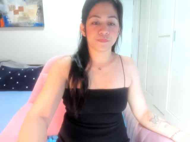sexyloveasian webcam