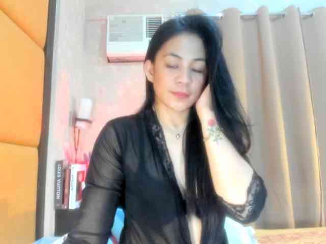 sexyloveasian webcam